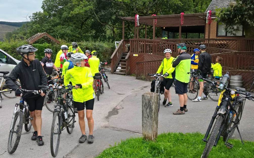 Lunch stop in Cymer.